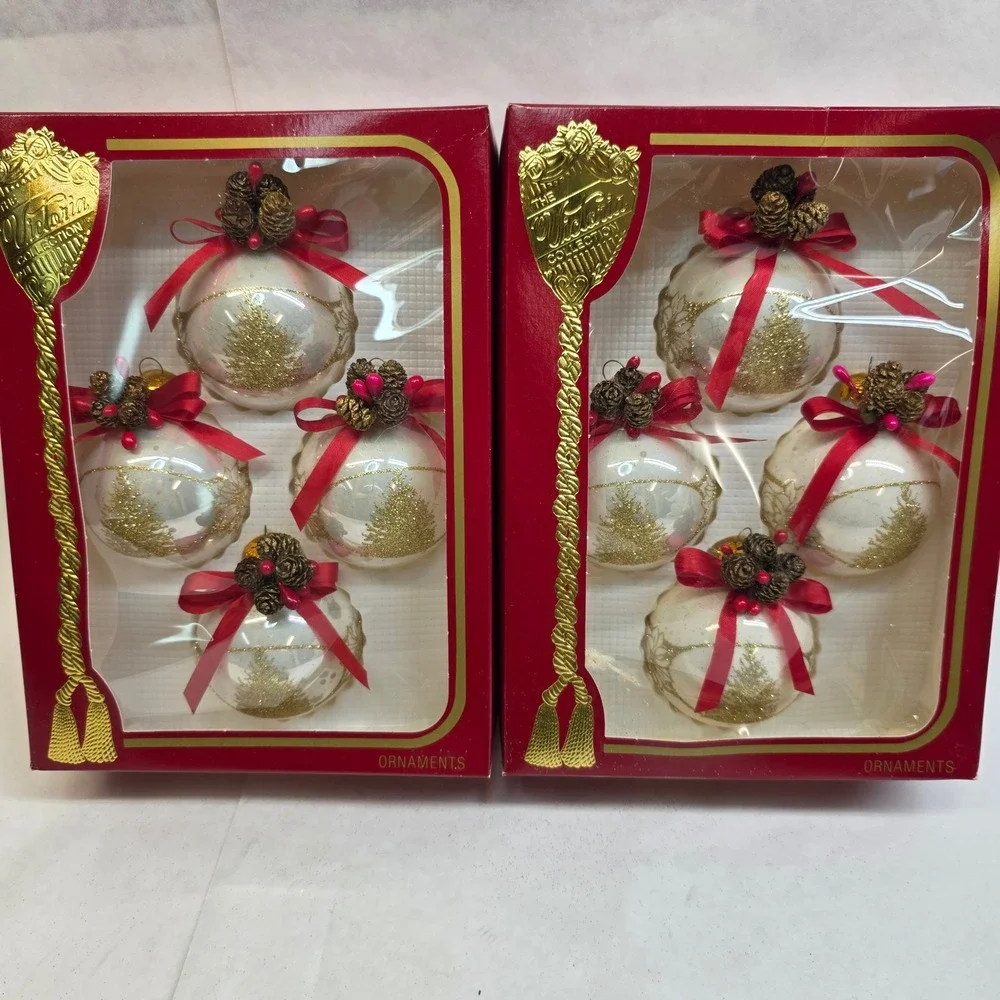 Vtg Rauch Christmas Ornaments Lot of 8 White Gold Glitter Pinecone Victoria, GUC